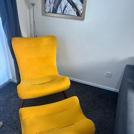 New Manchester Getaway Home - Free Gated Parking With Fob Esterno foto