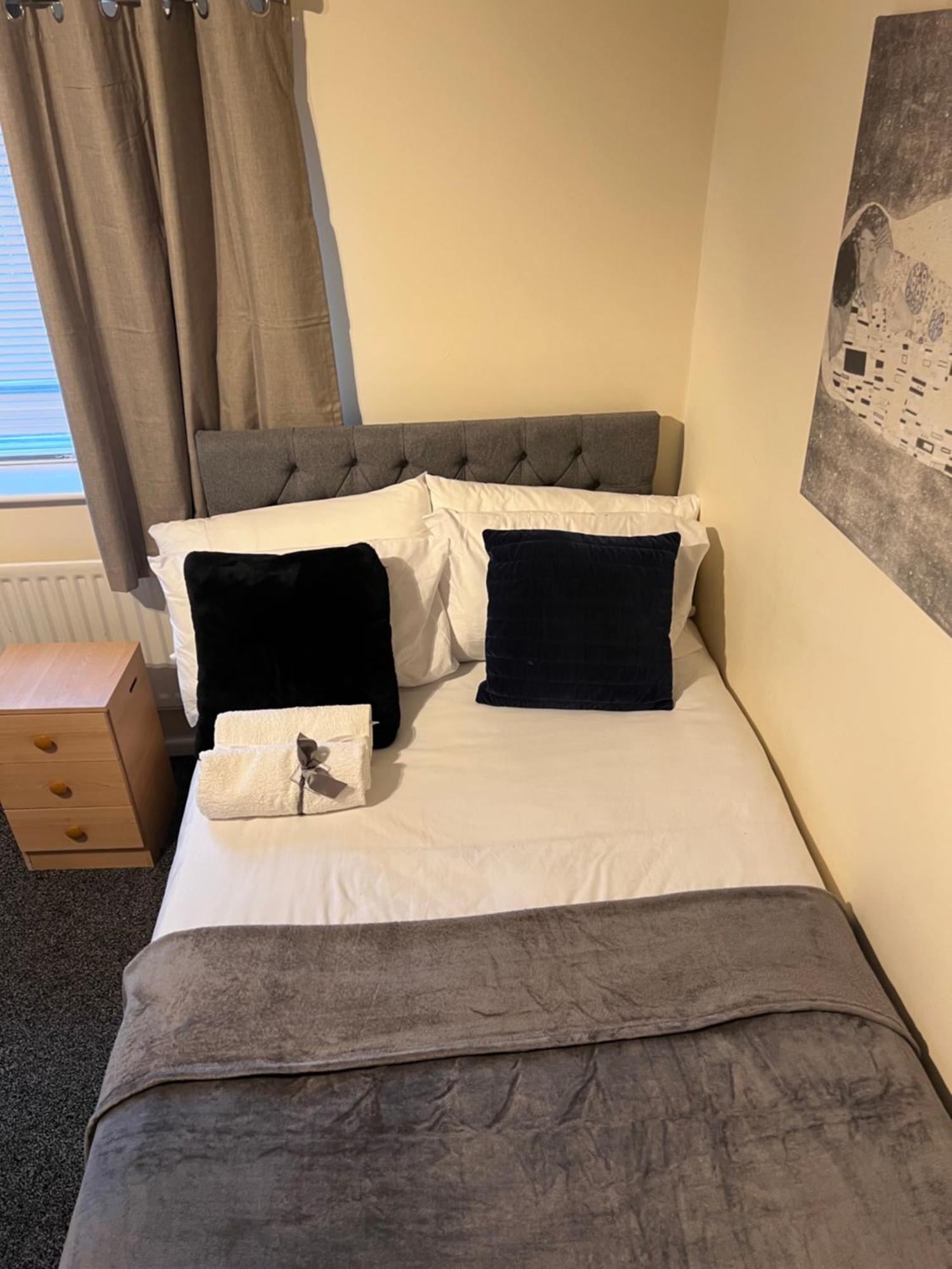 Apartment New Getaway - Free Gated Parking With Fob Manchester